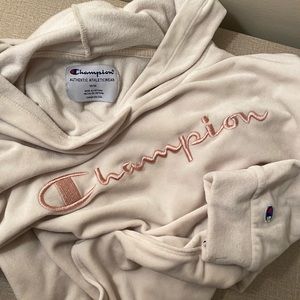 Champion Women’s Velvet Hoodie US Medium